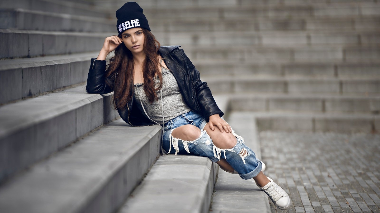 Sassy girls in Jabalpur